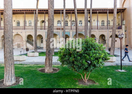 Innenhof des Aramenian apostolische Heiligen Erlöser-Kathedrale (umgangsprachlich Vank Kathedrale) im neuen Culfa Bezirk von Isfahan, Iran Stockfoto