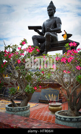 Statue von König Ramkhamhaeng. Sukhothai Historical Park. Thailand. Stockfoto