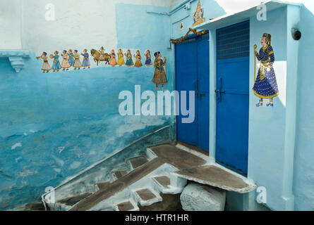 Kunstwerke gemalt im Außenbereich des Hauses in der Altstadt, Udaipur, Rajasthan, Indien Stockfoto