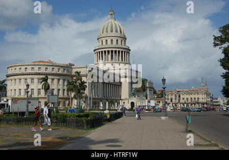 Nationalen Capitol Building, Rechen Blick vom Südende, Havanna, Kuba Stockfoto