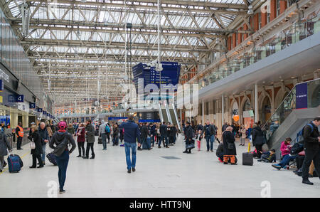 London Waterloo Station. Verkehrsreichsten Bahnhof Großbritanniens. Stockfoto