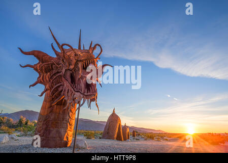 Metall-Skulptur Kunstwerk (von Ricardo Breceda). Borrego Springs, Kalifornien, USA. Stockfoto