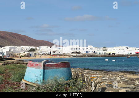 Umgedrehten Boot, Caleta del Sebo, La Graciosa Stockfoto