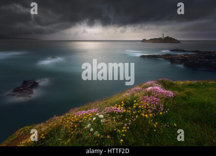 Godrevy Point und Leuchtturm, St. Ives Bay, North Cornwall. Vereinigte Kogdom. Stockfoto