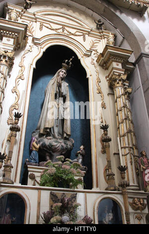 Altarbild in der Kapelle Almas de Santa Catarina in porto (Portugal) Stockfoto