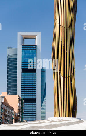 Plaza de Castilla (Kastilien Square) ist ein großer Platz im Norden von Madrid, Spanien. Stockfoto