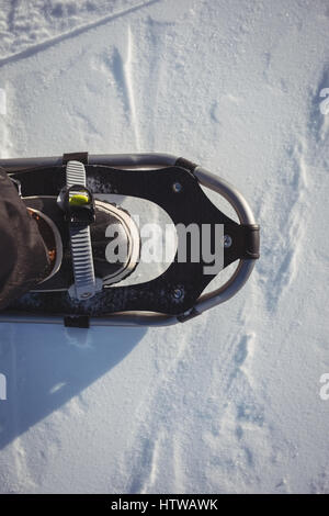 Der Skifahrer Schuh auf verschneite Landschaft hautnah Stockfoto