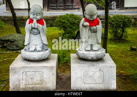 Stein Mönchs Statuen - Kyoto, Japan Stockfoto