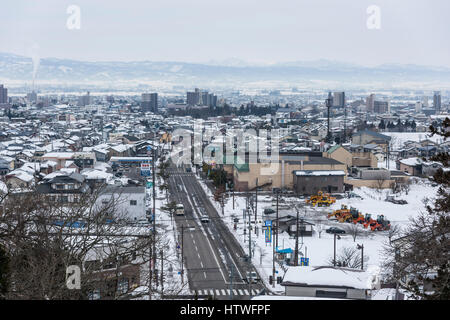 Gesamtansicht der Aizuwakamatsu Stadt, Blick vom Mt.Iimori, Aizuwakamatsu Stadt Fukushima Präfektur, Japan Stockfoto