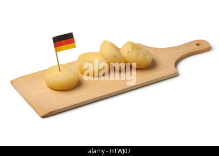 Deutscher Hand Käse aus Frankfurt Am Main auf ein Schneidebrett mit deutscher Flagge auf weißem Hintergrund Stockfoto