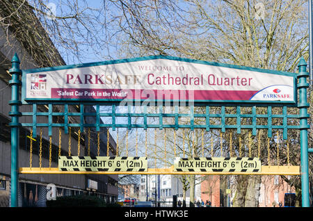 Parksafe Cathedral Quarter Parkplatz in Derby - das sicherste Auto Park in der Welt Stockfoto