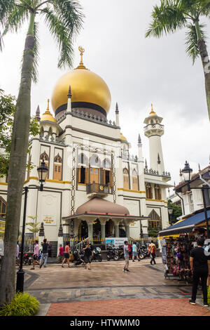 Masjid Sultan oder Sultan-Moschee im muslimischen Viertel, Rochor, Singapur. Stockfoto