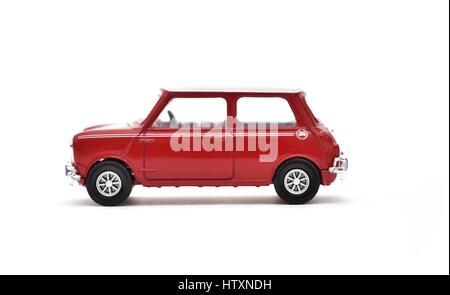 Miniatur-Druckguss rote Mini Cooper. Stockfoto