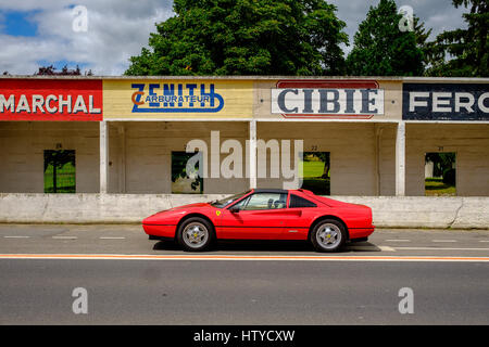 Ferrari 328 GTS bei Circuit du Reims-Gueux Reims France Stockfoto