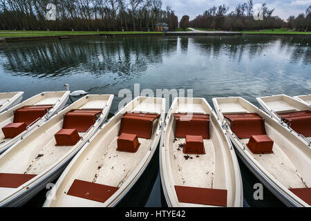 Boote auf dem See, Paris, Frankreich Stockfoto