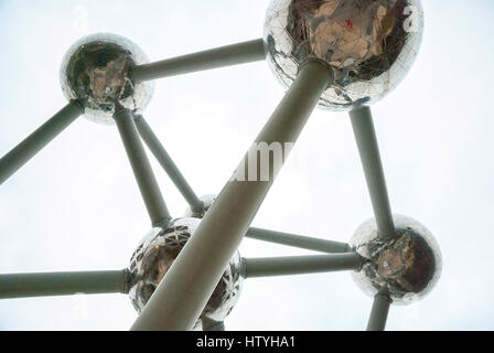 Brüssel, Belgien - März 15: Atomium Gebäude, entworfen von André Waterkeyn für Expo 58 in Brüssel am 15. März 2015 Stockfoto