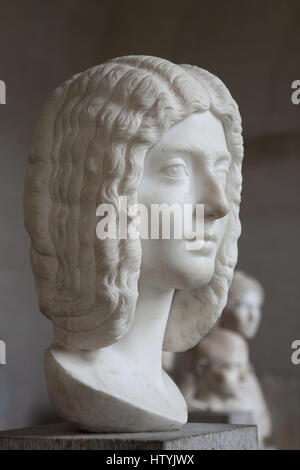 Den Kopf von einer Statue eines römischen Dame von etwa 200 n. Chr. auf dem Display in der Glyptothek in München, Bayern, Deutschland. Die Form des Gesichts und die Frisur aussehen wie die Kaiserin Julia Domna, eine Frau von Roman Emperor Septimius Severus. Stockfoto