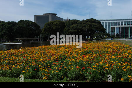 Brasilianische öffentliche Gebäude: Buriti Palace Square, Brasilia, DF, Brasilien Stockfoto