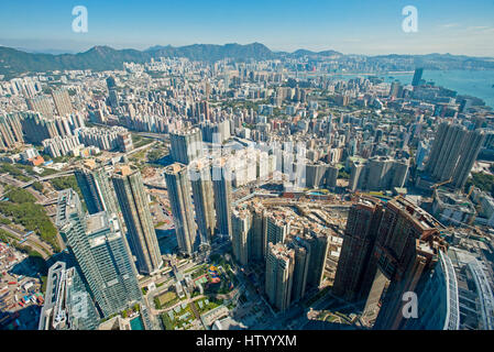 Eine Antenne Stadtbild Ansicht des Bereichs Yau Ma Tei von Kowloon in Hong Kong Sky100 am ICC Gebäude entnommen. Stockfoto