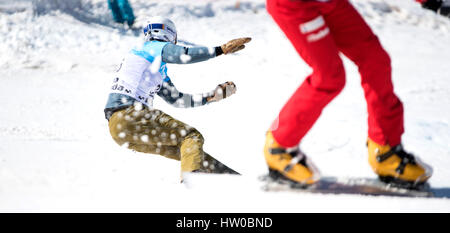 Sierra Nevada, Spanien. 14. März 2017. Justin Reiter (USA), während die Männer Parallelslalom der FIS Snowboard-Weltmeisterschaften am 14. März 2016 in Sierra Nevada, Spanien. Bildnachweis: David Gato/Alamy Live-Nachrichten Stockfoto