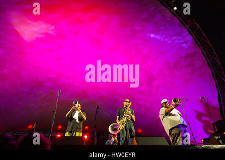 Adelaide, South Australia, Australien. 10. März 2017. Die Hot 8 Brass Band aus New Orleans beim Womadelaide 2017 Musik Festival statt zwischen 10-13 März 2017 in Adelaide, South Australia Credit: Gary Francis/ZUMA Draht/Alamy Live News Stockfoto