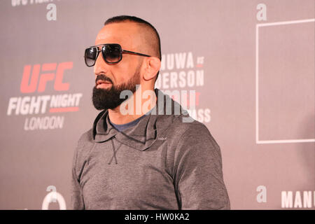 London, UK. 16. März 2017. Reza Madadi vor seinem nächsten Kampf bei UFC London: Medientag Glazers Hall, London, England. Foto: Dan Cooke.16 Dezember 2017 Credit: Dan Cooke/Alamy Live-Nachrichten Stockfoto