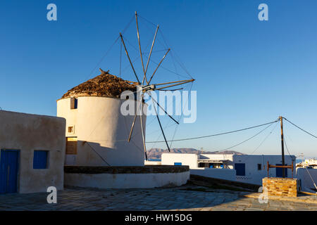 Windmühle in Chora auf der Insel Ios, Griechenland. Stockfoto