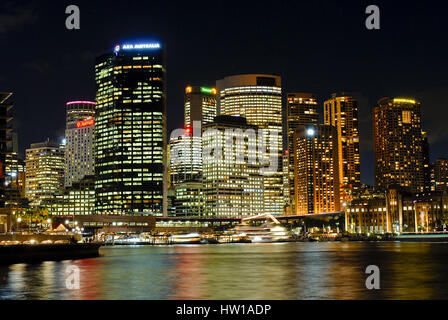 Skyline von Sydney bei Nacht, Australien, Skyline von Sydney Bei Nacht, Australien Stockfoto