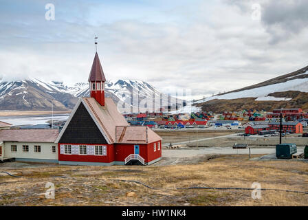 Kirche im Sommer in Longyearbyen, Svalbard, Norwegen Stockfoto