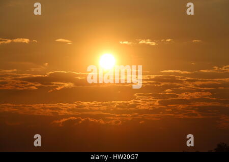 Sonnenuntergang-Szene in Klecany, Tschechische Republik Stockfoto