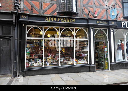 Außenansicht der Appleyards traditionelle Fine Foods Food Store auf Wyle Cop in der Altstadt von Shrewsbury, Shropshire England UK KATHY DEWITT Stockfoto