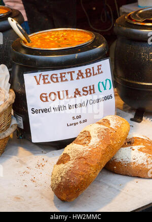 Gulasch in einen Lebensmittelmarkt. Stockfoto