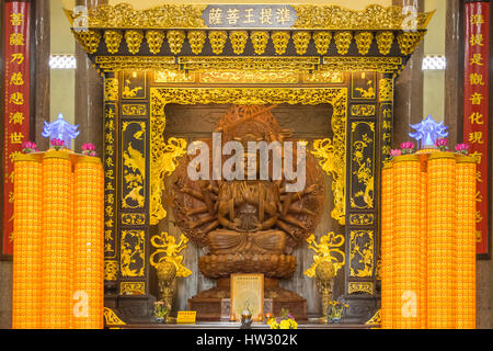 Im Inneren Heiligtum von Kuan Yin, Ayer Itam Penang, Malaysia Stockfoto