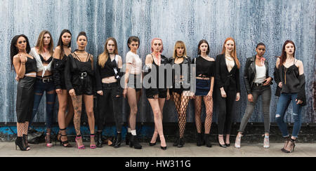 London, UK. 16. März 2017. Auftaktveranstaltung für Großbritanniens Next Top Model am Village Underground. Stockfoto