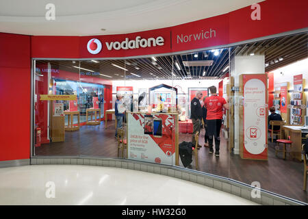 Vodafone Shop, Schloss Mall, Norwich, Norfolk, england Stockfoto