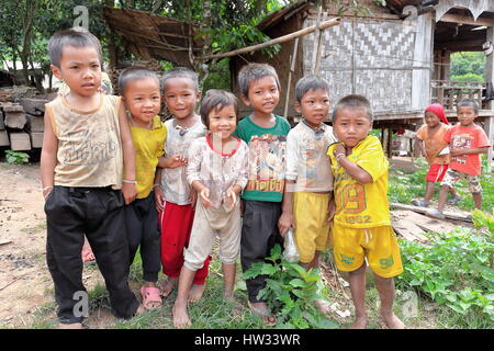 Luang Namtha SPR, Laos-Oktober 6, 2015: die Akha Bergstämme sind eine ethnische Minderheit, Leben in den Bergen zwischen E.Myanmar-N.Thailand-W.Laos-S.Chi Stockfoto