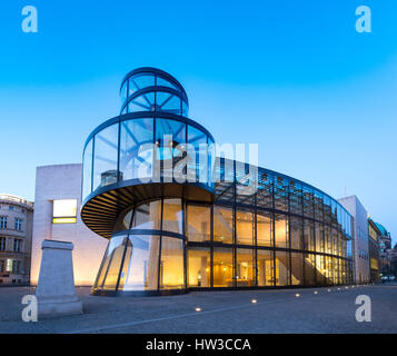 Abend IM Pei in Mitte Berlin Deutschland Blick auf moderne Erweiterung Deutsche Historische Museum (Deutsches Historisches Museum) Stockfoto