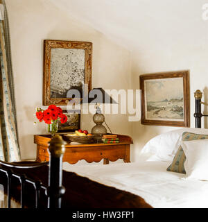 Rustikale Schlafzimmer. Stockfoto