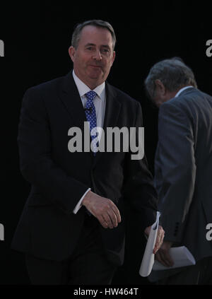 Cardiff, UK, 17. März 2017. Liam Fox mp, Staatssekretär für internationalen Handel bei der konservativen Feder Forum statt, an der sse SWALEC Stadium spricht Stockfoto