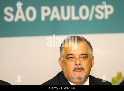 SÃO PAULO, SP - 17.03.2017: IV ENCONTRO DOS MUNICÍPIOS EM SP - auf dem Foto, SÃ Zustand stellvertretender Gouverneur £ o Paulo, MÃ¡rcio FranÃ§a. Eröffnung CerimÃ &#39; Nia LanÃLanÃ§amento regionale SÃ £ o Paulo IV Treffen der Grafschaften mit der nachhaltigen Develot der Nat nationale Bürgermeister £ Morgen Freitag (17), in São Stadt Rathaus £ o Paulo , königlich £ die zentrale Hauptstadt. (Foto: Aloisio Mauricio/Fotoarena) Stockfoto