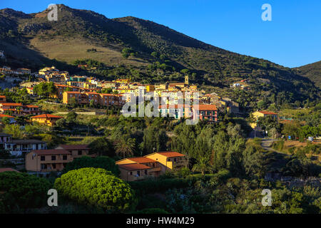 Insel Elba, Rio Nell Elba Dorf Bucht. Toskana, Italien, Europa. Stockfoto