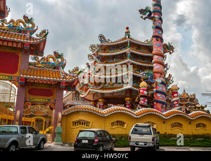 Thailand, Ang Sila Dorf in der Nähe von Pattaya. Chinesischen Kloster und Tempel Wat Thep Phuttharam. Stockfoto
