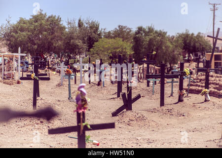 Ein Friedhof in San Petro de Atacama. San Petro de Atacama ist eine Stadt und Gemeinde in El Loa Provinz in Chile. Es befindet sich im Osten von Antofagasta eine Stockfoto