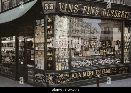 Pariss älteste Candy Store: a la reine de Famille. Frankreich Stockfoto
