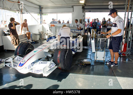 ROM, ITALIEN - 23. JUNI 2007. Formel 1 Sauber Bmw Box im Bmw Rom festival Stockfoto