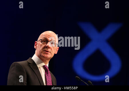 Stellvertretende erste Minister John Swinney spricht während der SNP-Frühjahrskonferenz am AECC in Aberdeen. Stockfoto