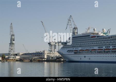 Monfalcone (Italien), Werften Fincantieri, Kreuzfahrtschiff Carnival Lines-Firma im Bau Stockfoto