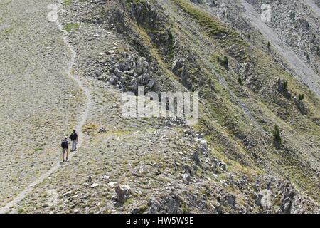 Frankreich, Alpes de Haute Provence, Seyne, Wandern auf dem GR6 zwischen Pico und Pico Savernes Bernardez Stockfoto