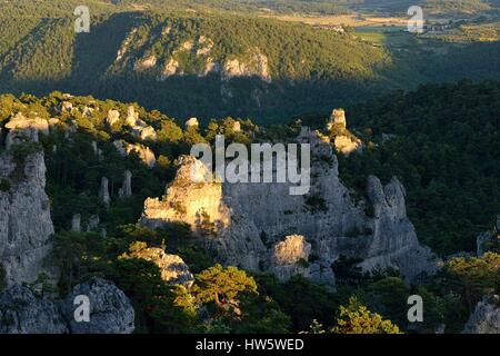 Frankreich, Aveyron, der Causses und der Cevennen, mediterranen Agro pastorale Kulturlandschaft, als Weltkulturerbe von der UNESCO, Cevennen National Park (Parc National des Cevennes), La Roque Sainte Marguerite, chaos Montpellier le Vieux, auf der Causse Noir Stockfoto