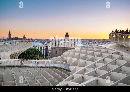 Spanien Andalusien Sevilla Encarnacion-Regina Bezirk Plaza De La Encarnación Gesamtansicht vom Mirador des Metropol Stockfoto